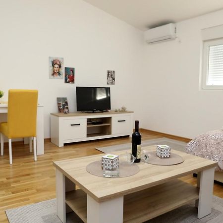 Apartman Frida Apartment Nikšić Екстериор снимка